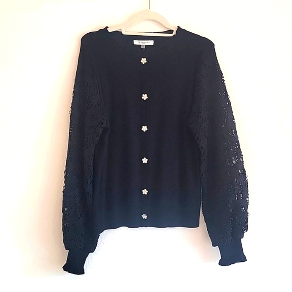 Sioni Milano Women's Black Sweater. Size XL.